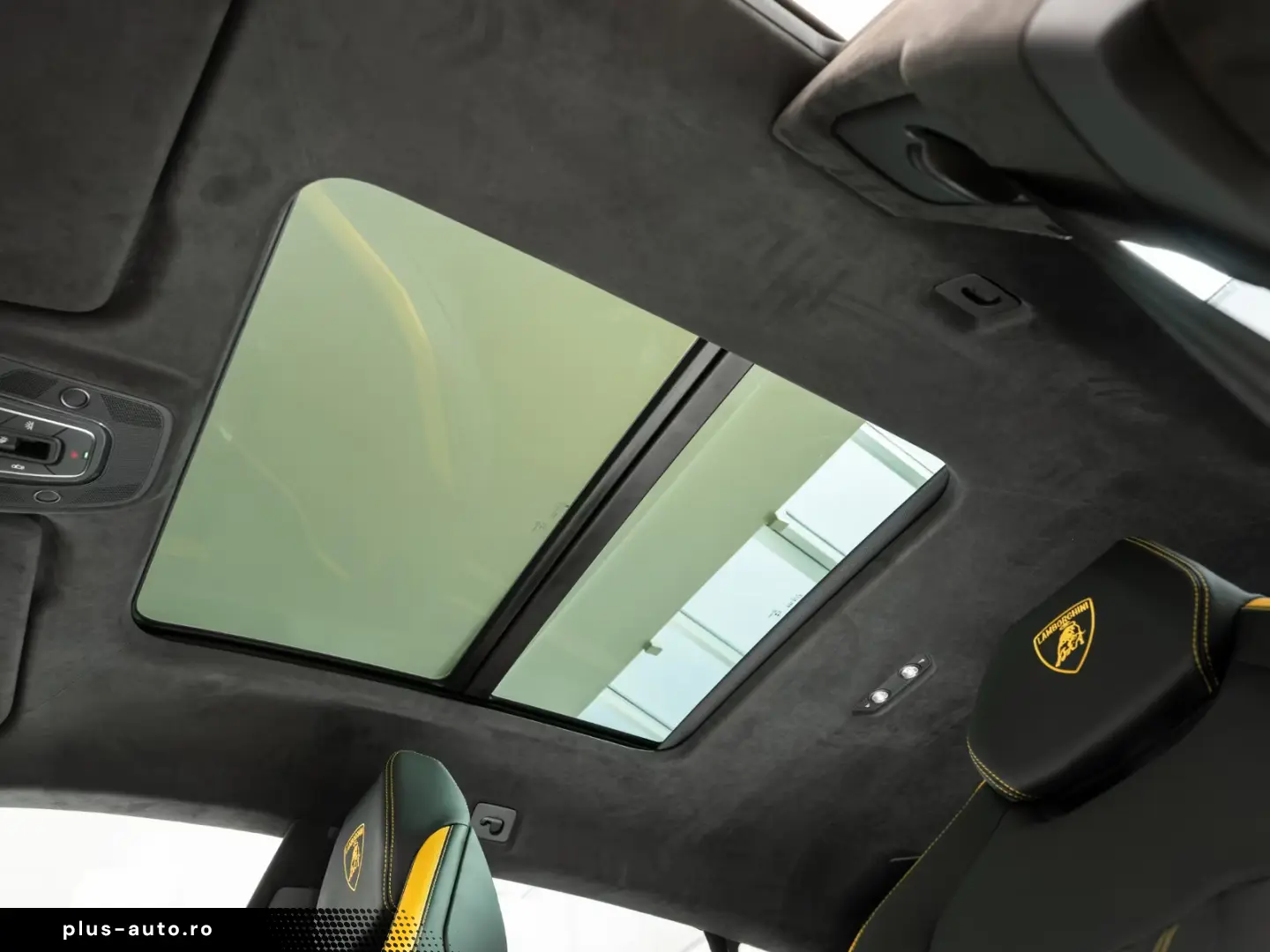 Lamborghini Urus SE Hybrid B&O PANO 23  Massage