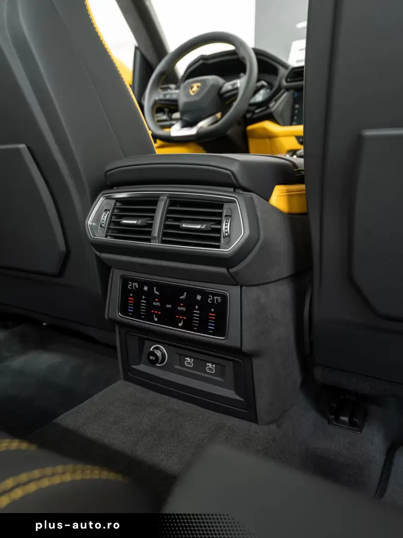 Lamborghini Urus SE Hybrid B&O PANO 23  Massage