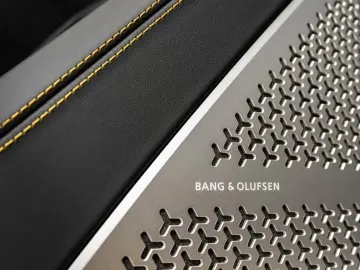 Lamborghini Urus SE Hybrid B&O PANO 23  Massage