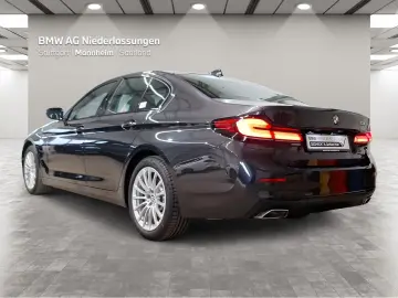 BMW 530e Ventilation 360 H&K Sunroof