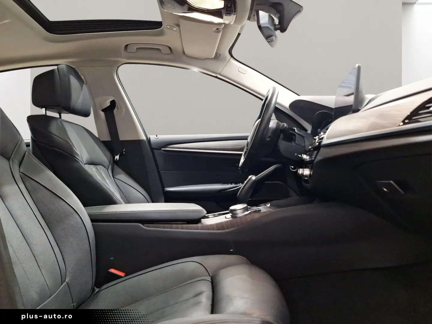 BMW 530e Ventilation 360 H&K Sunroof