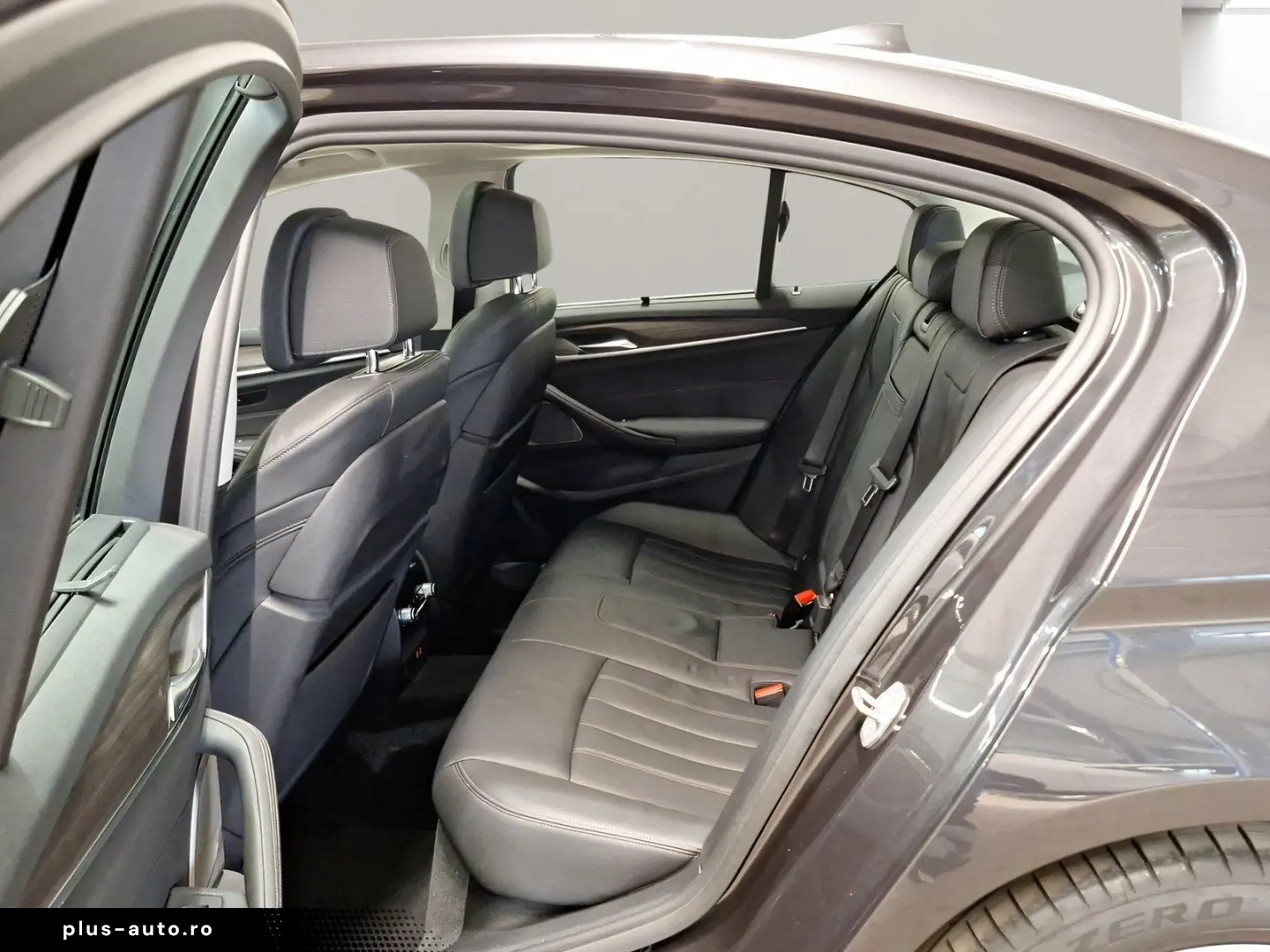 BMW 530e Ventilation 360 H&K Sunroof