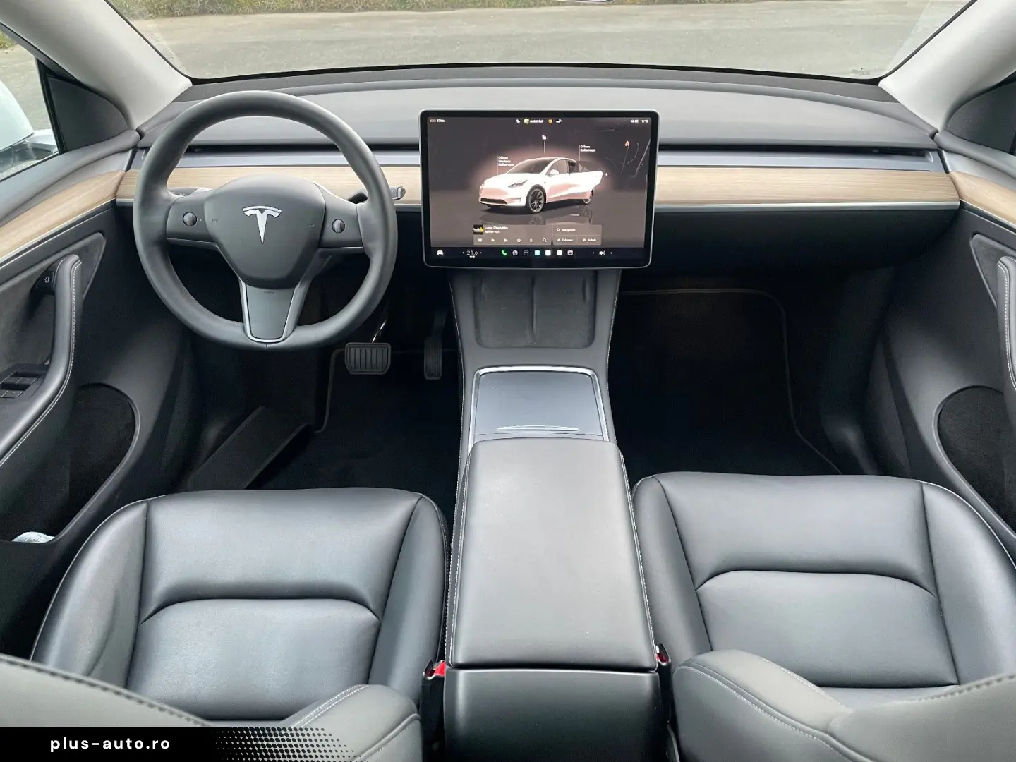 TESLA Model Y Long Range Dual AWD 20 Zoll