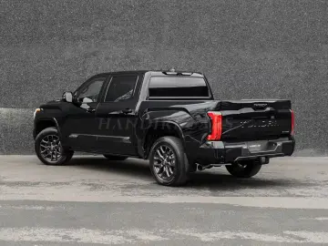 Toyota Tundra Platinum CrewMax