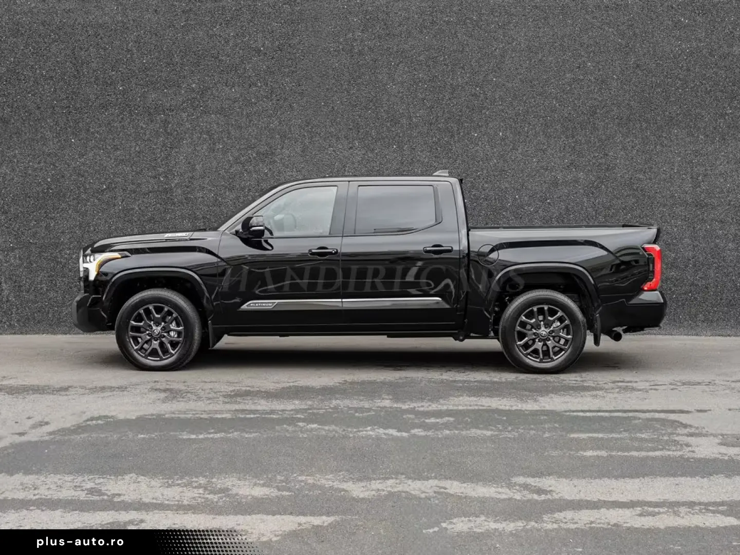 Toyota Tundra Platinum CrewMax