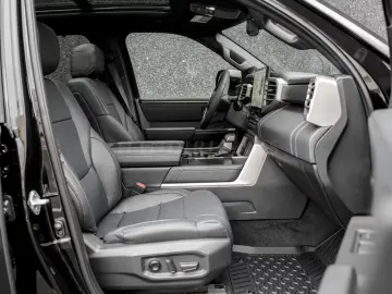 Toyota Tundra Platinum CrewMax