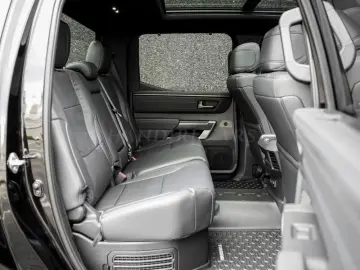 Toyota Tundra Platinum CrewMax