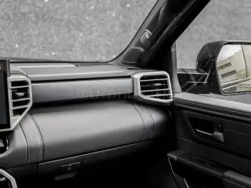 Toyota Tundra Platinum CrewMax