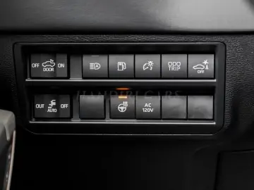 Toyota Tundra Platinum CrewMax