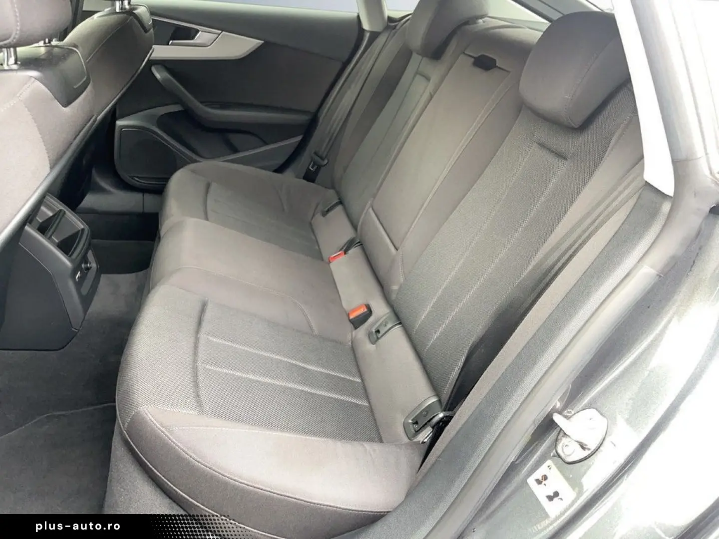 AUDI A5 Sportback 40 TDI quattro S line Navi LED AHK