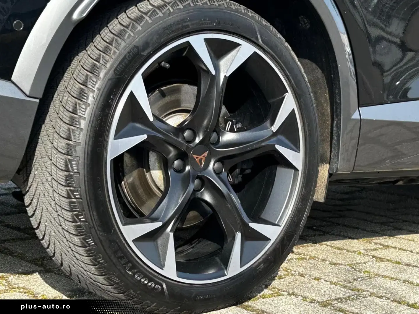 Cupra Formentor 2.0 TSI 4Drive VZ ACC SuView PanoD.AHK