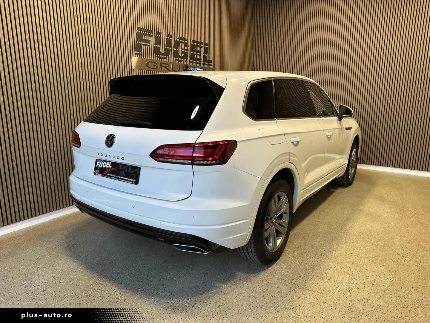 VW Touareg 3.0 V6 TDI 4M R-Line NAVI LEDER SHZ