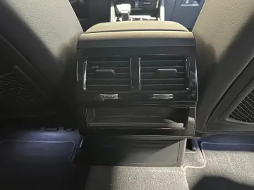 VW Touareg 3.0 V6 TDI 4M R-Line NAVI LEDER SHZ