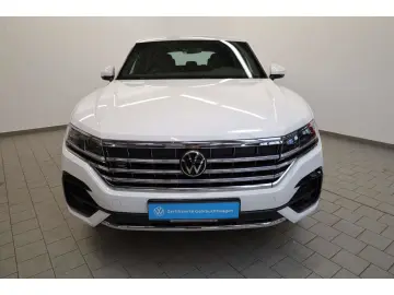 VW Touareg 3.0 TDI V6 4Motion R-Line DCP NAV  LED