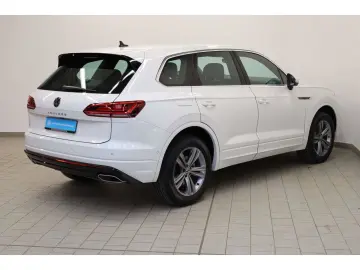 VW Touareg 3.0 TDI V6 4Motion R-Line DCP NAV  LED