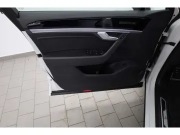 VW Touareg 3.0 TDI V6 4Motion R-Line DCP NAV  LED