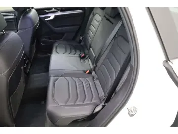 VW Touareg 3.0 TDI V6 4Motion R-Line DCP NAV  LED