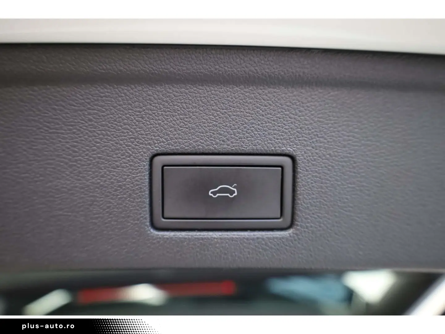 VW Touareg 3.0 TDI V6 4Motion R-Line DCP NAV  LED