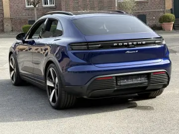 Porsche Macan 4 22 ZOLL MACAN SPORT PANORAMA MATRIX