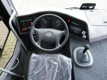 ANDERE Artour on Mercedes-Benz Chassis