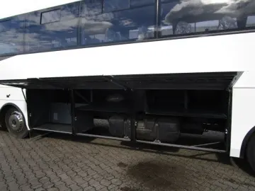 ANDERE Artour on Mercedes-Benz Chassis