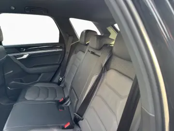 VW Touareg R-Line 3.0 TDI 8-Gang 4MOTION