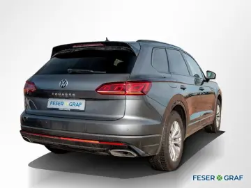 VW Touareg 3.0 TDI 4M R-Line DSG Matrix ACC AHK Nav