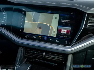 VW Touareg 3.0 TDI 4M R-Line DSG Matrix ACC AHK Nav