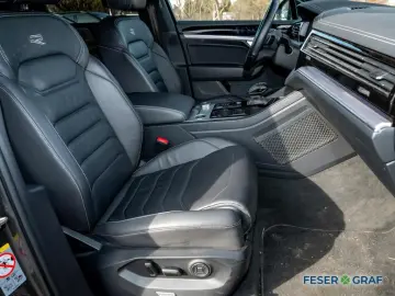 VW Touareg 3.0 TDI 4M R-Line DSG Matrix ACC AHK Nav