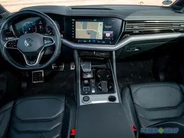 VW Touareg 3.0 TDI 4M R-Line DSG Matrix ACC AHK Nav