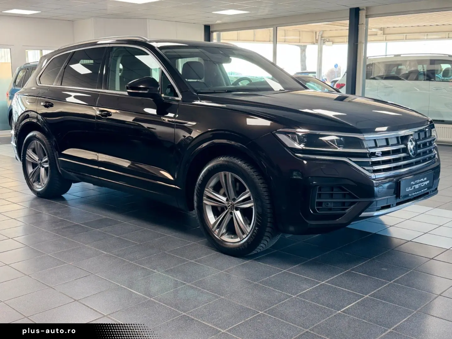 VW Touareg R-Line 4M CAM LUFT AHK LEDER LED ACC