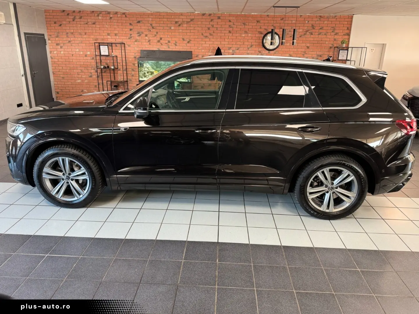 VW Touareg R-Line 4M CAM LUFT AHK LEDER LED ACC