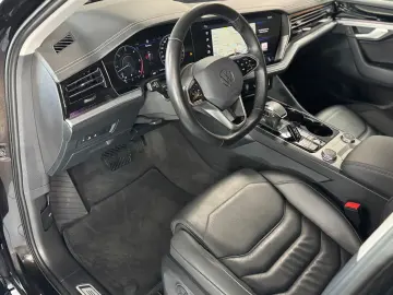 VW Touareg R-Line 4M CAM LUFT AHK LEDER LED ACC