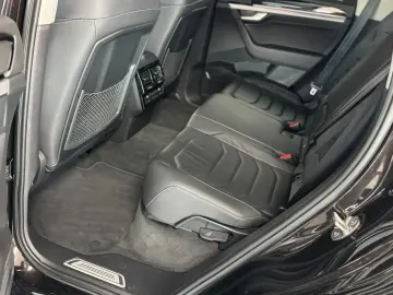 VW Touareg R-Line 4M CAM LUFT AHK LEDER LED ACC