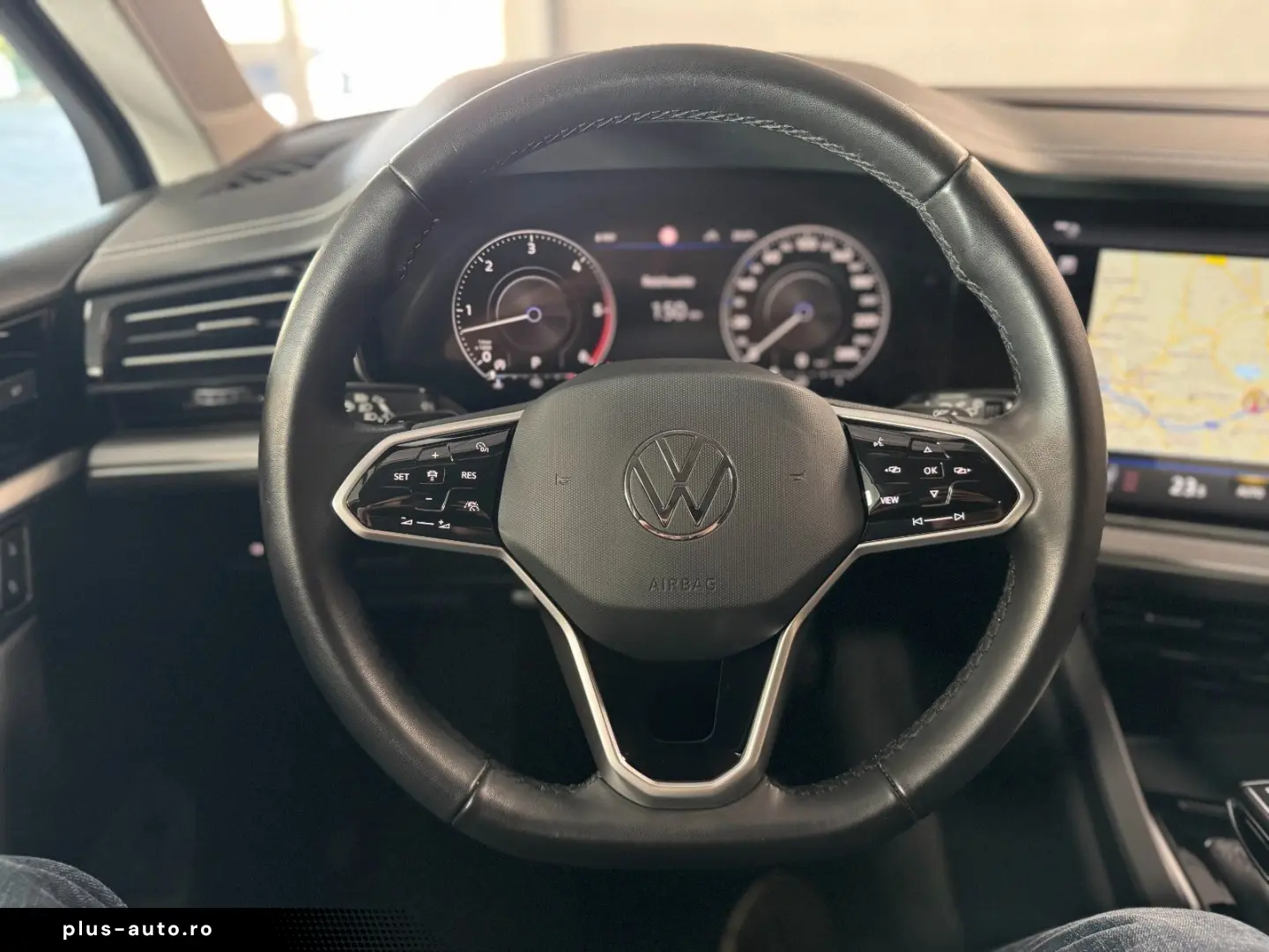 VW Touareg R-Line 4M CAM LUFT AHK LEDER LED ACC