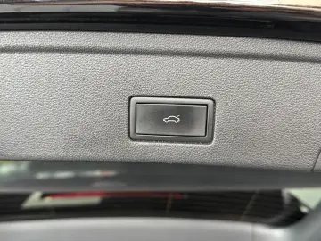 VW Touareg R-Line 4M CAM LUFT AHK LEDER LED ACC