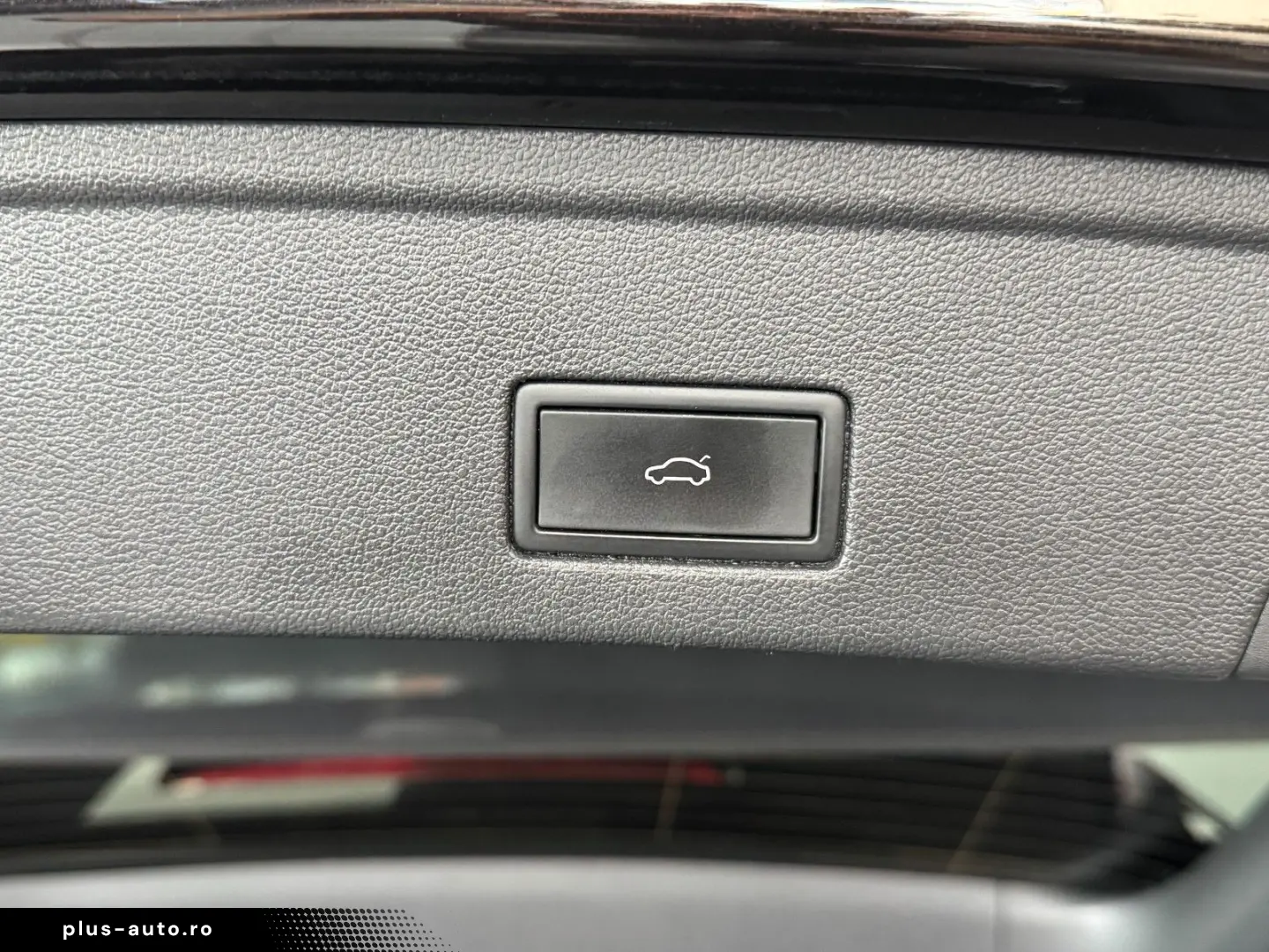 VW Touareg R-Line 4M CAM LUFT AHK LEDER LED ACC