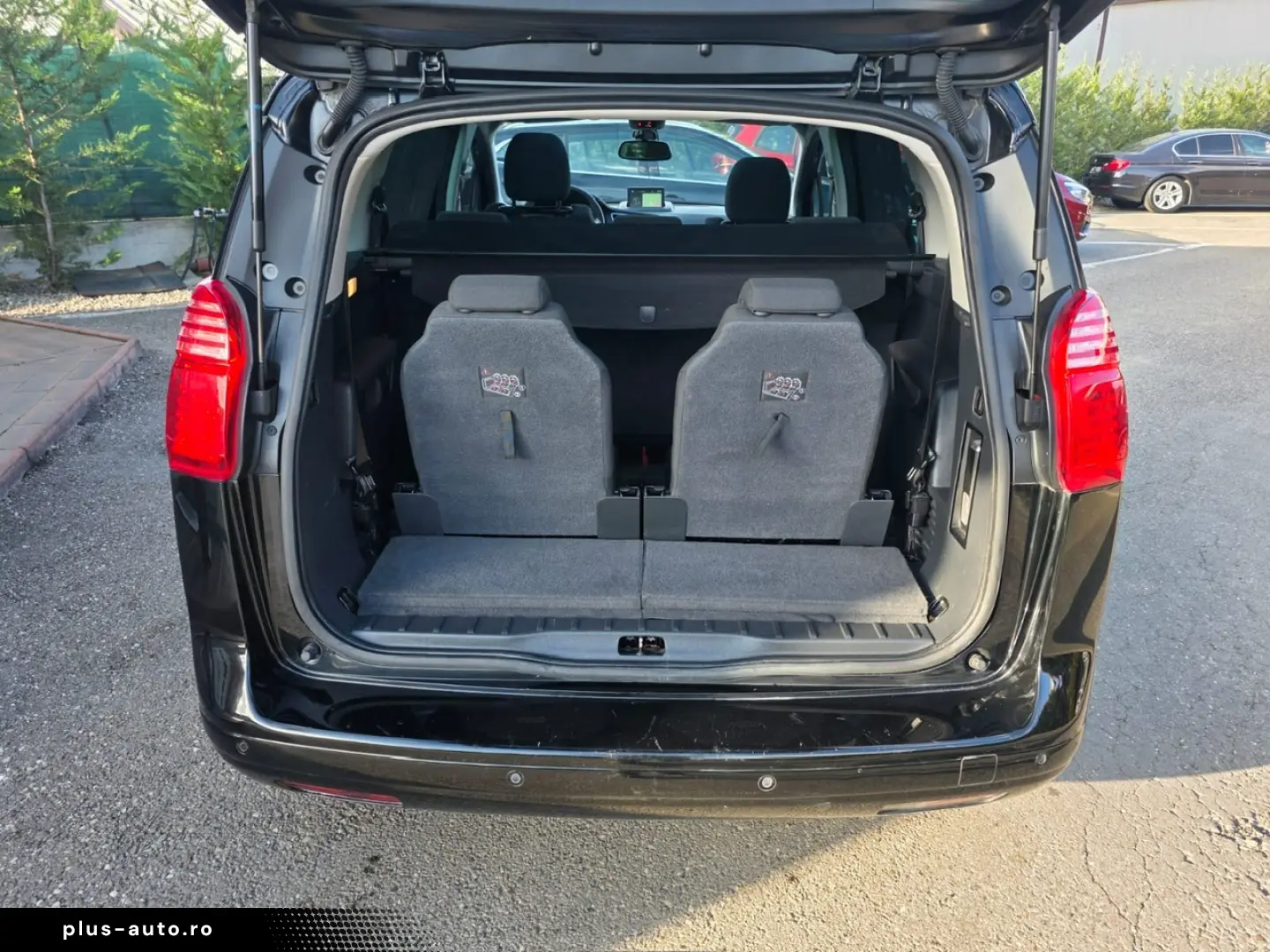 Peugeot 5008 Benzina 1.6 2013 Manuala