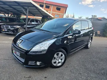 Peugeot 5008 Benzina 1.6 2013 Manuala