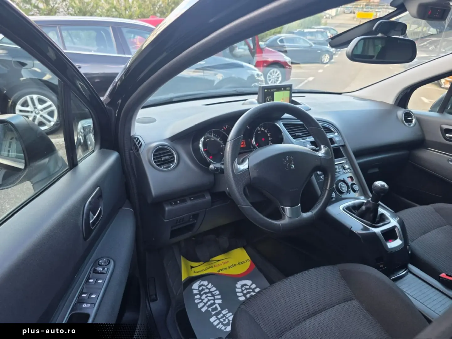 Peugeot 5008 Benzina 1.6 2013 Manuala