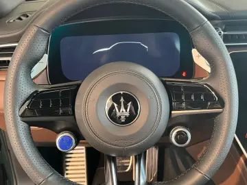 Maserati Grecale Modena