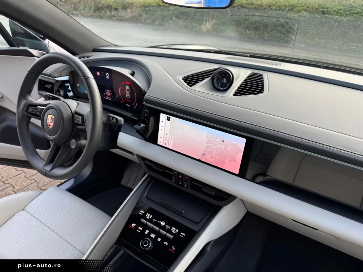 Porsche Macan Electric 4 BI-COLOR LUFTF PANO 21ZOLL