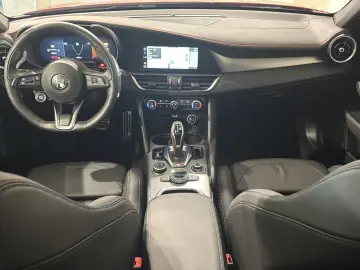 ALFA ROMEO Giulia 2.0 Competizione Q4   PANO   MATRIX   LAS