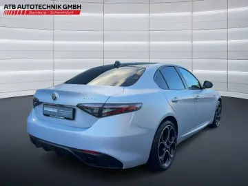 ALFA ROMEO Giulia Competizi.Matt Silber (ab Werk) Limitiert