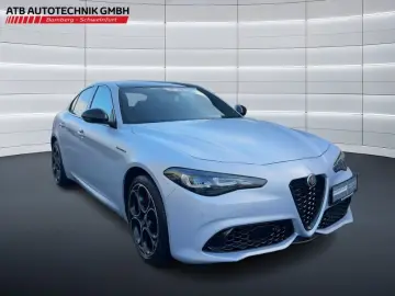 ALFA ROMEO Giulia Competizi.Matt Silber (ab Werk) Limitiert