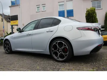 ALFA ROMEO Giulia Competizione Q4 Panodach! Harman Kardon!