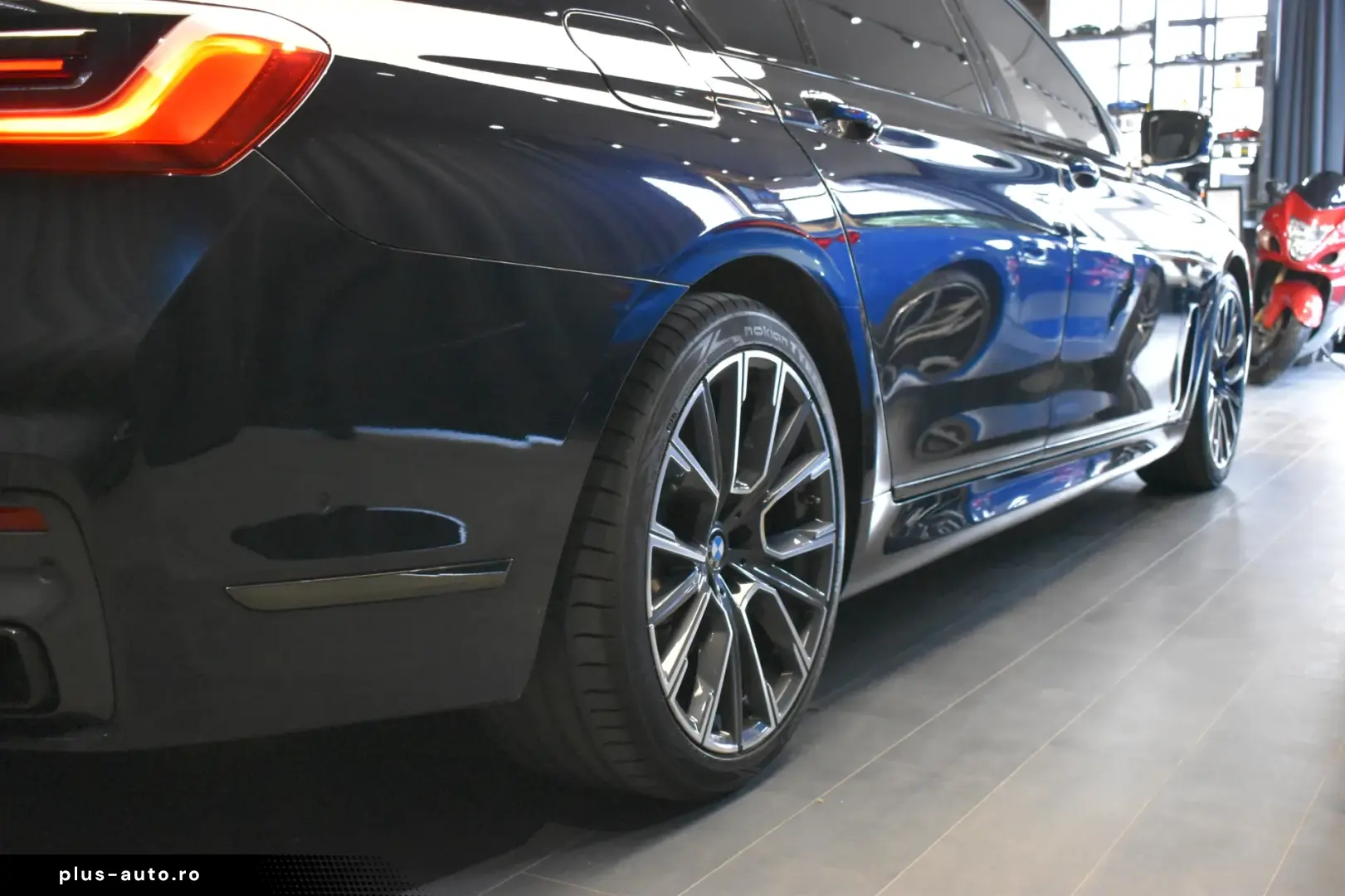 BMW Seria 7 740Ld xDrive MHEV