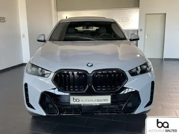 BMW X6 xDrive 30d M Sport 22  Pano HK DrivPro Luft A