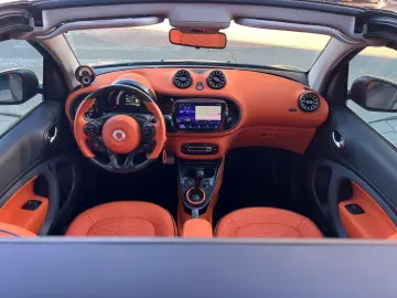 SMART EQ FORTWO CABRIO