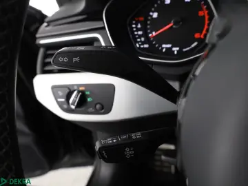 AUDI A4 30 TDI S LINE